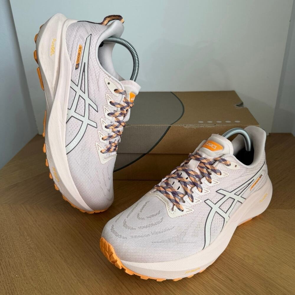 ASICS GT- 2000 13 โNature Bathingโ Women Trail Sneakers- SZ 10